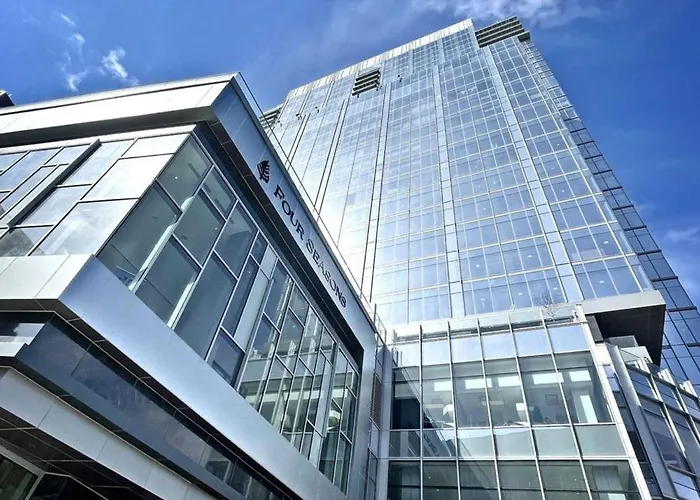 Four Seasons Hotel Minneapolis